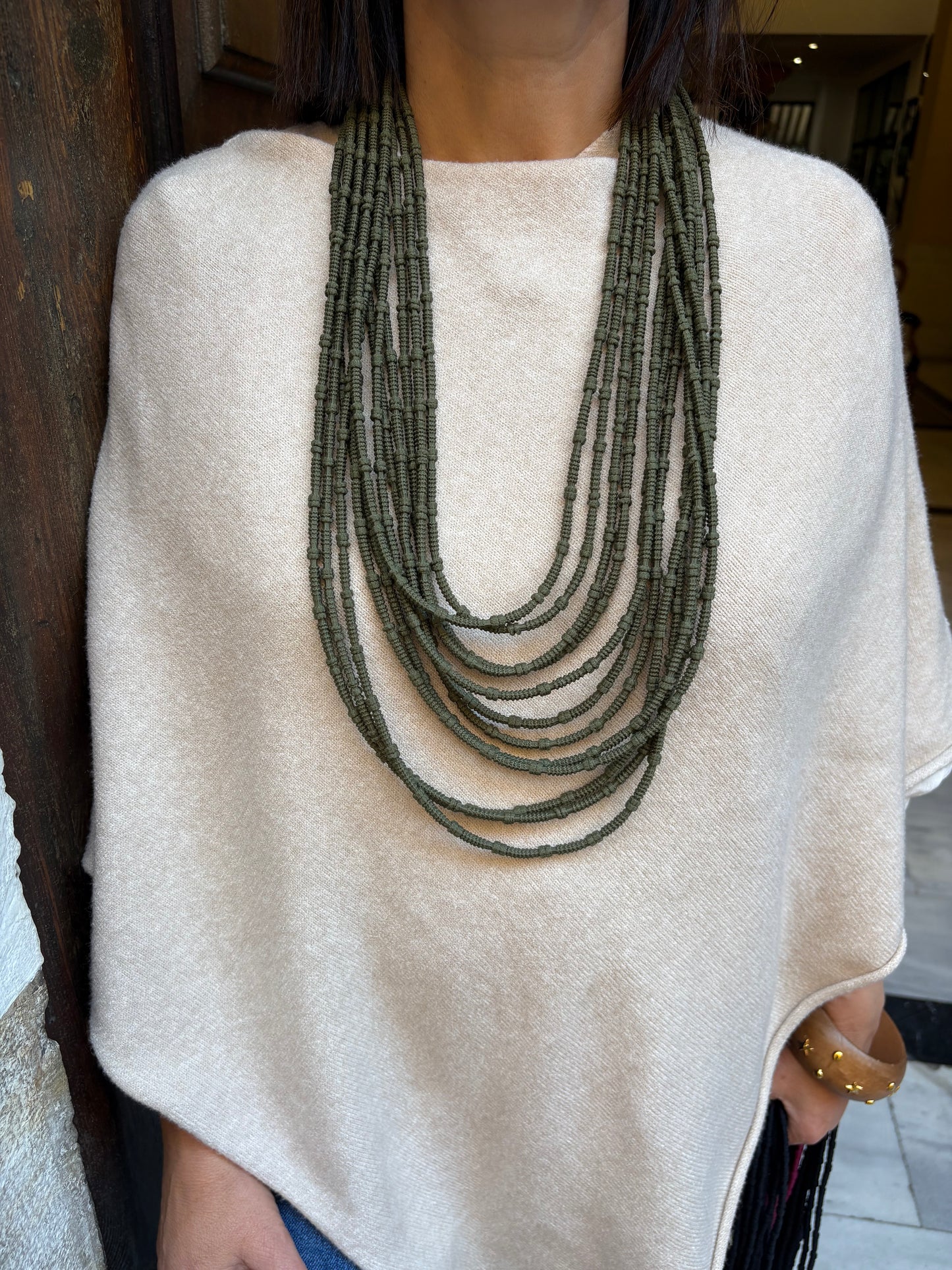 Collar elástico varias vueltas