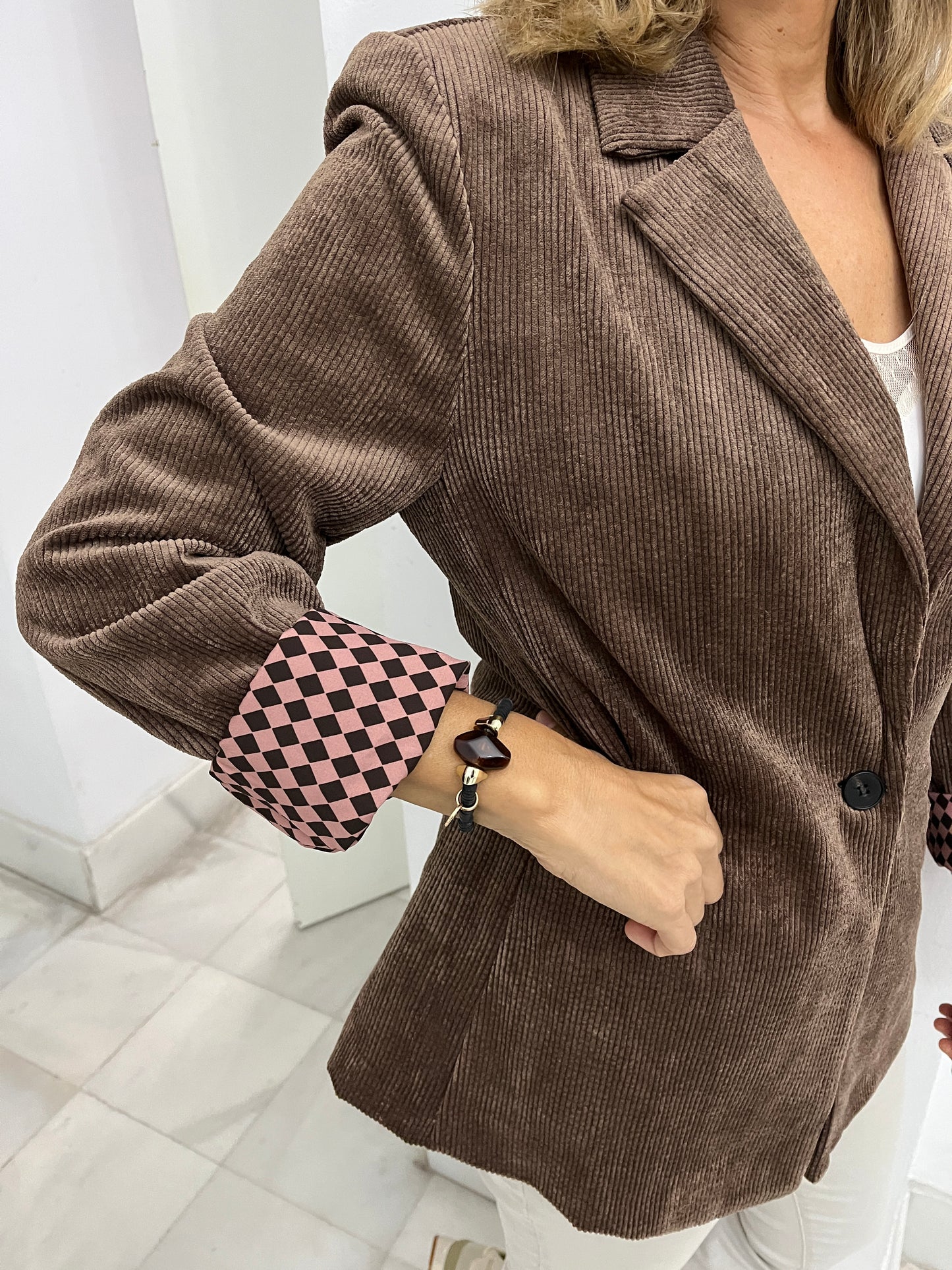 Chaqueta de pana con forro de estampado geométrico