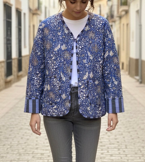 Chaqueta India estampada por dentro y por fuera (puede ser reversible)