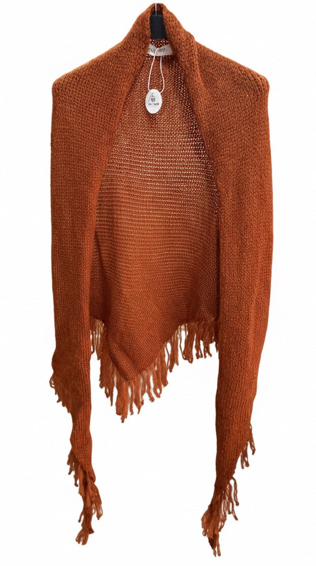 Chal de lana con flecos