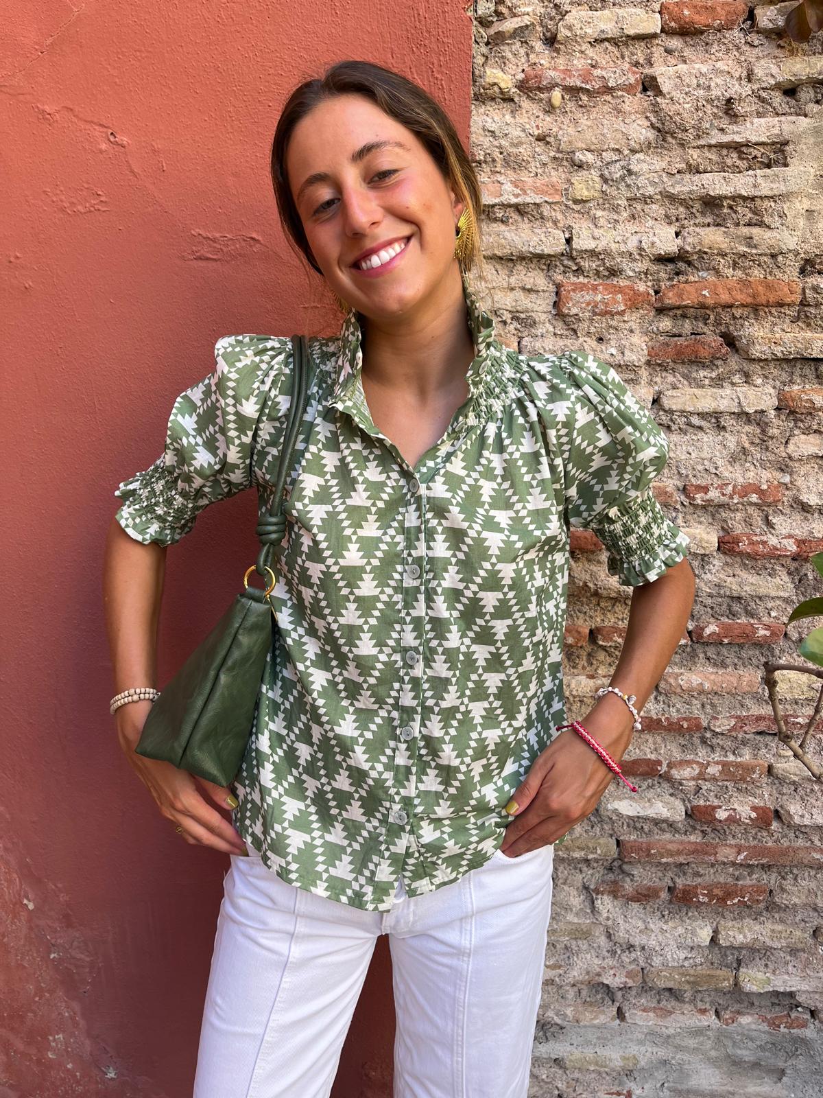 Camisa manga corta geométrica
