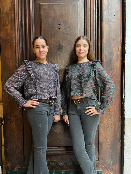 Camisa de gasa fruncida con volantes motas