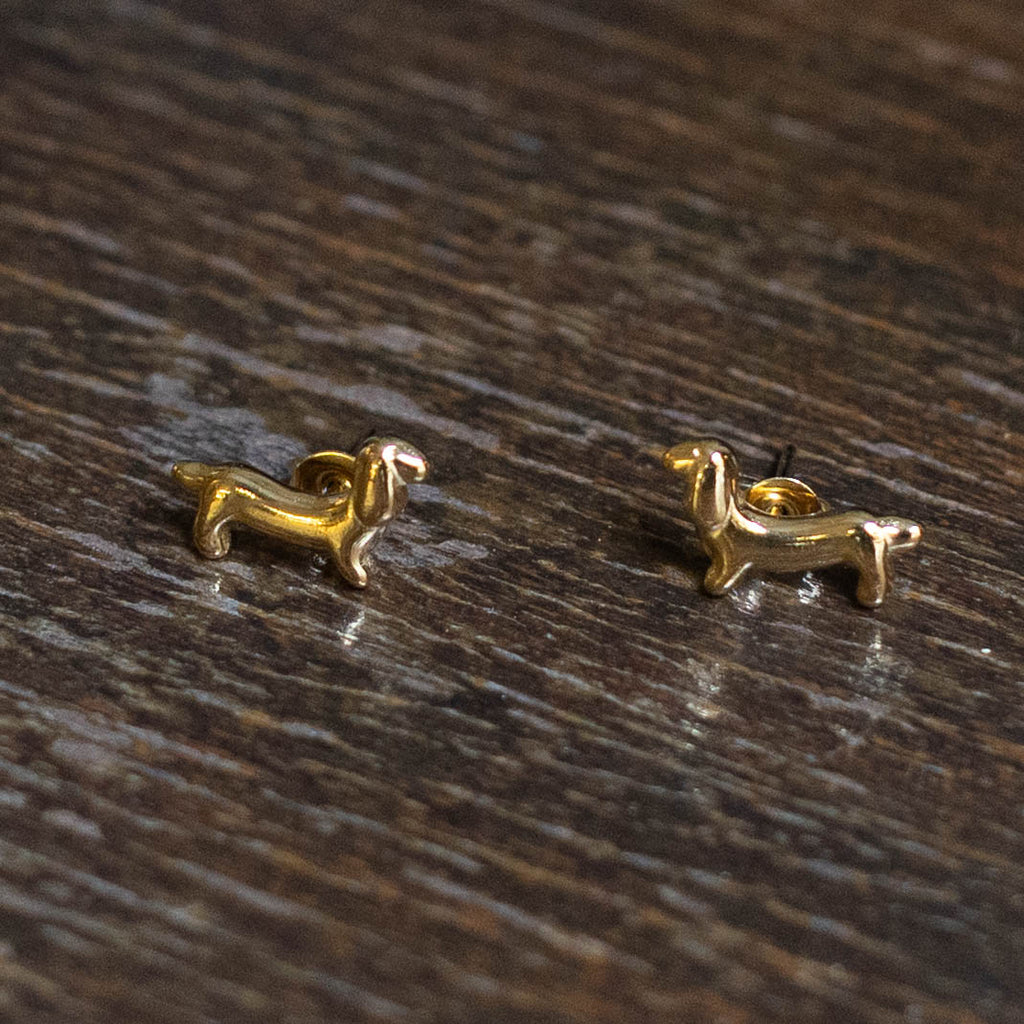 Pendientes perrito salchicha
