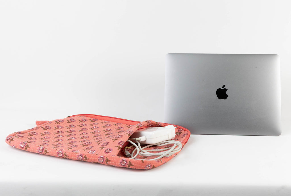 Funda de Laptop con asa y bolsillo exterior para cables ROSA
