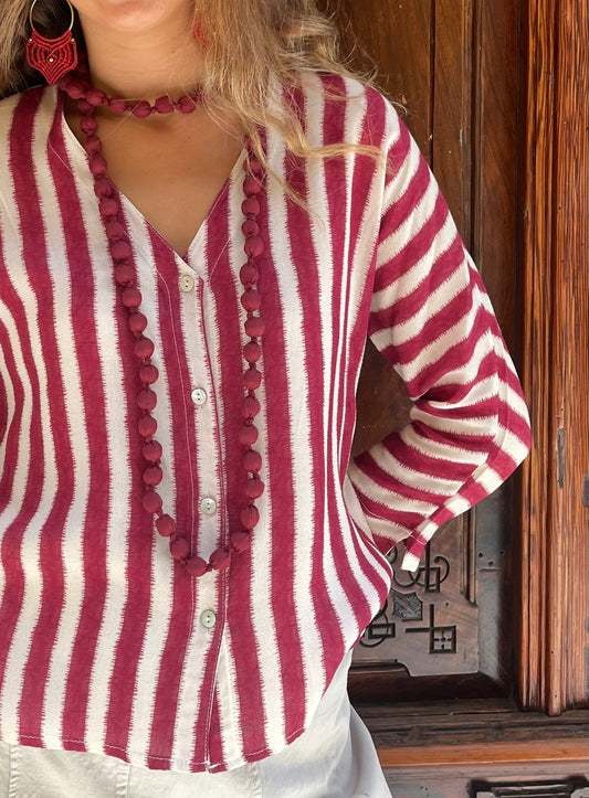 Camisa de rayas escote en V