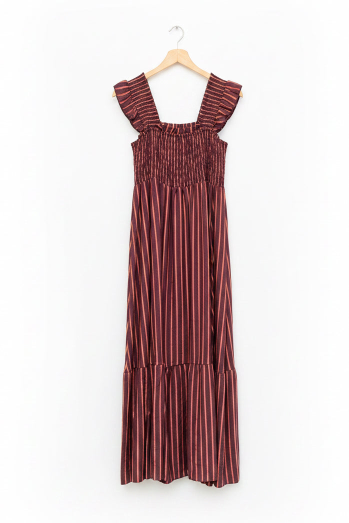 Vestido de rayas con frunce
