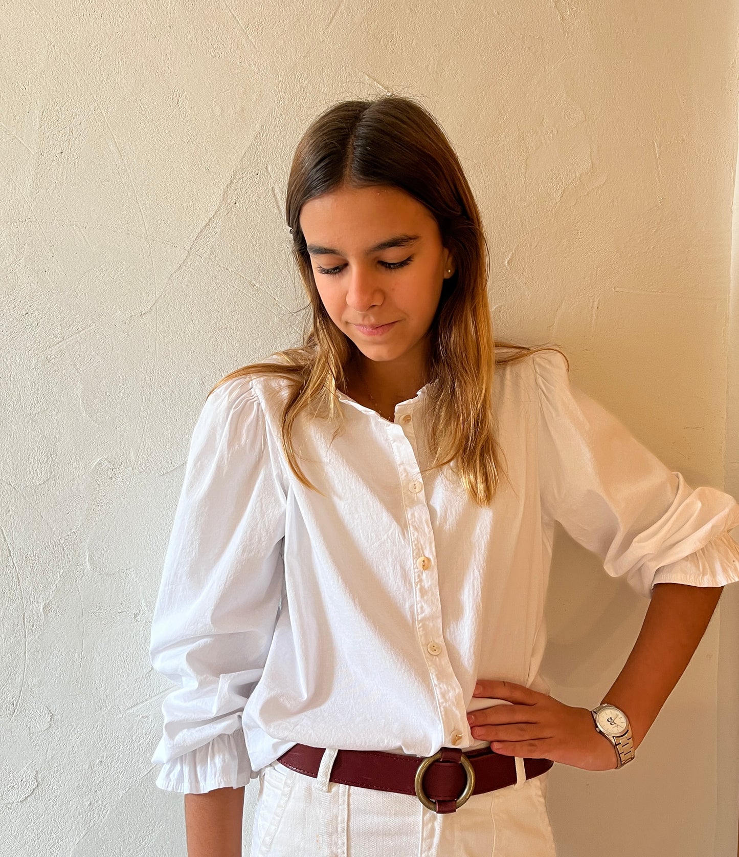 Camisa blanca básica cuello mao