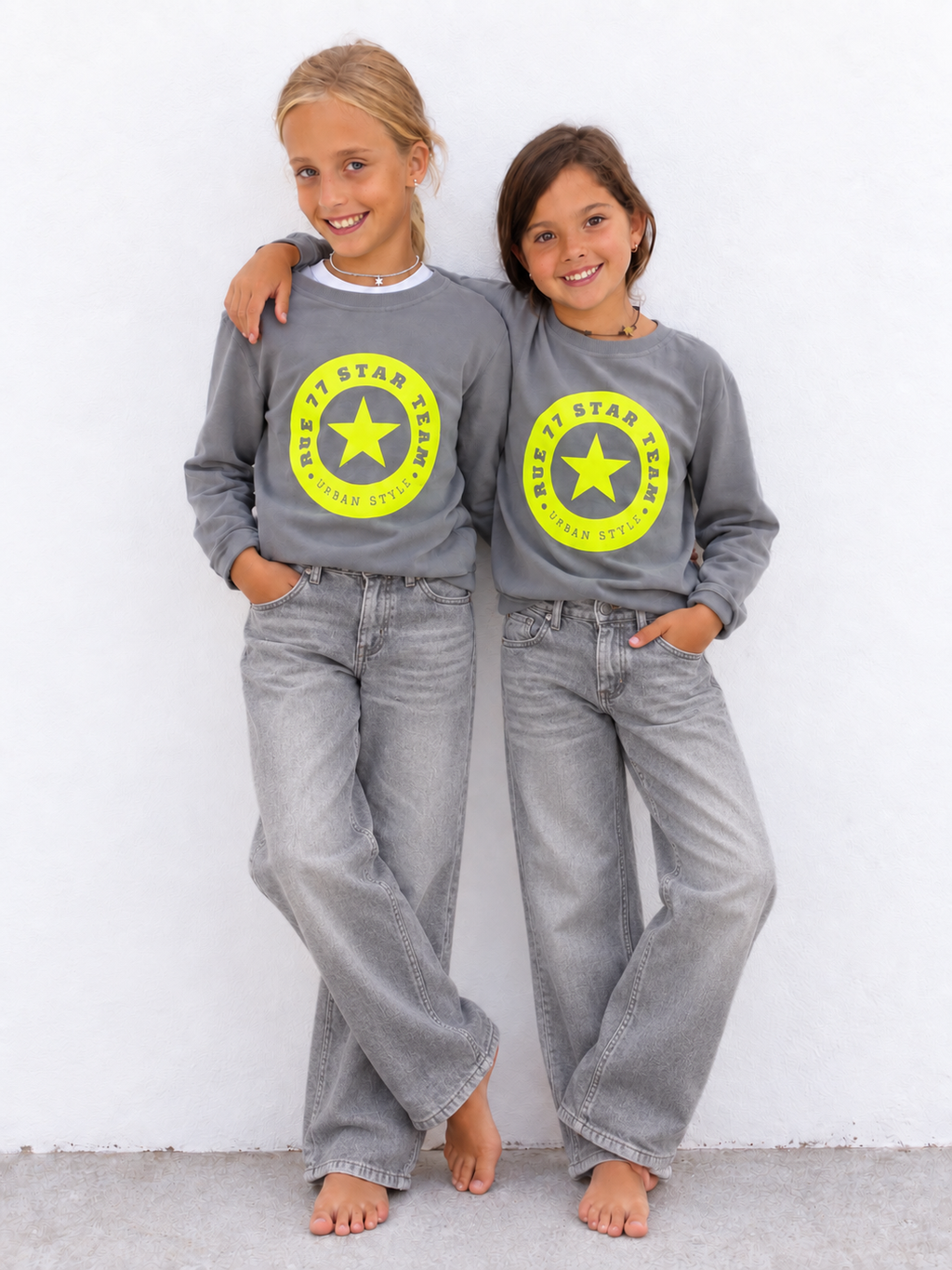 Sudadera Rue77 GRIS logo amarillo fluor