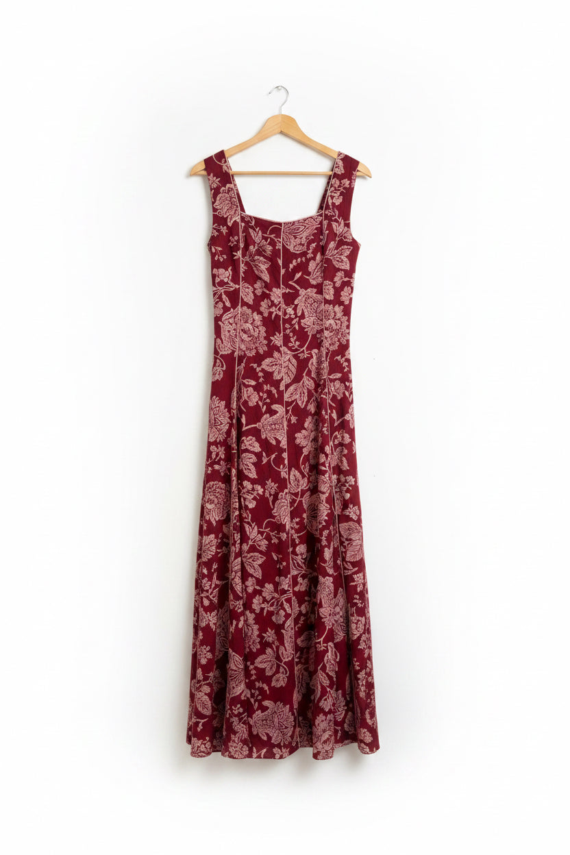 Vestido de flores con ribetes (Flor Roja y Verde)