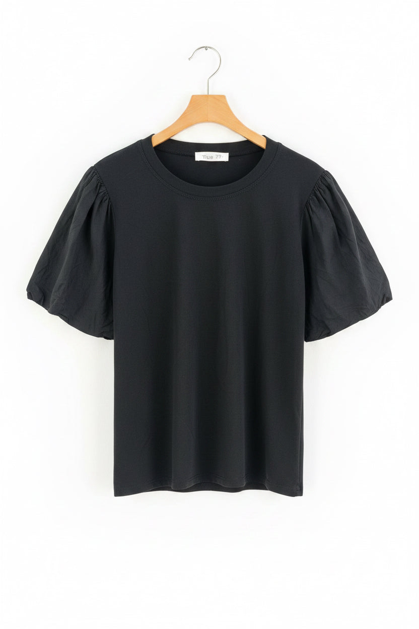 Camiseta de algodón con mangas abullonadas de tela