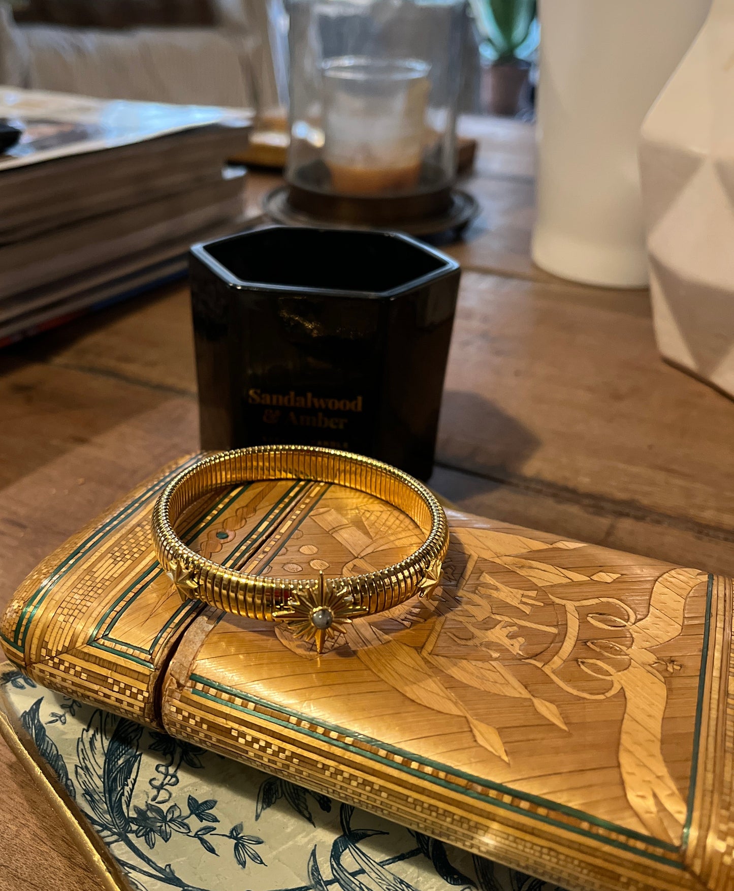 Pulsera vintage de acero elástica con detalle de estrella