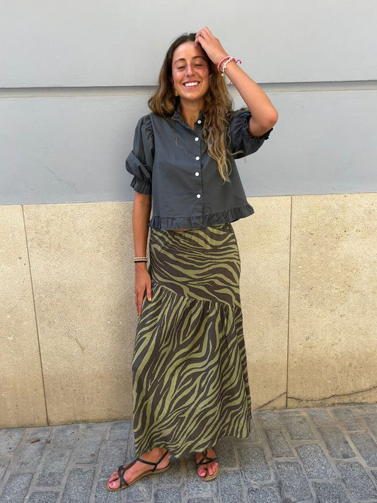 Falda oblicua animal print verde-gris