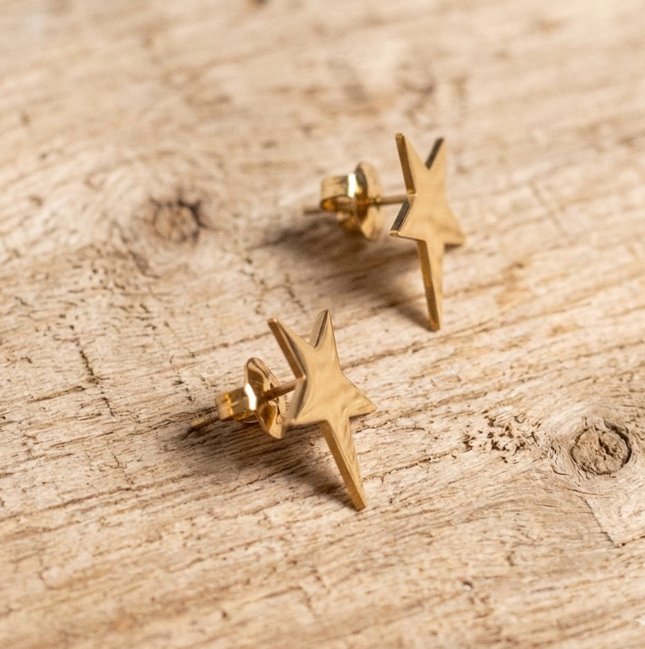Pendientes estrella dorada