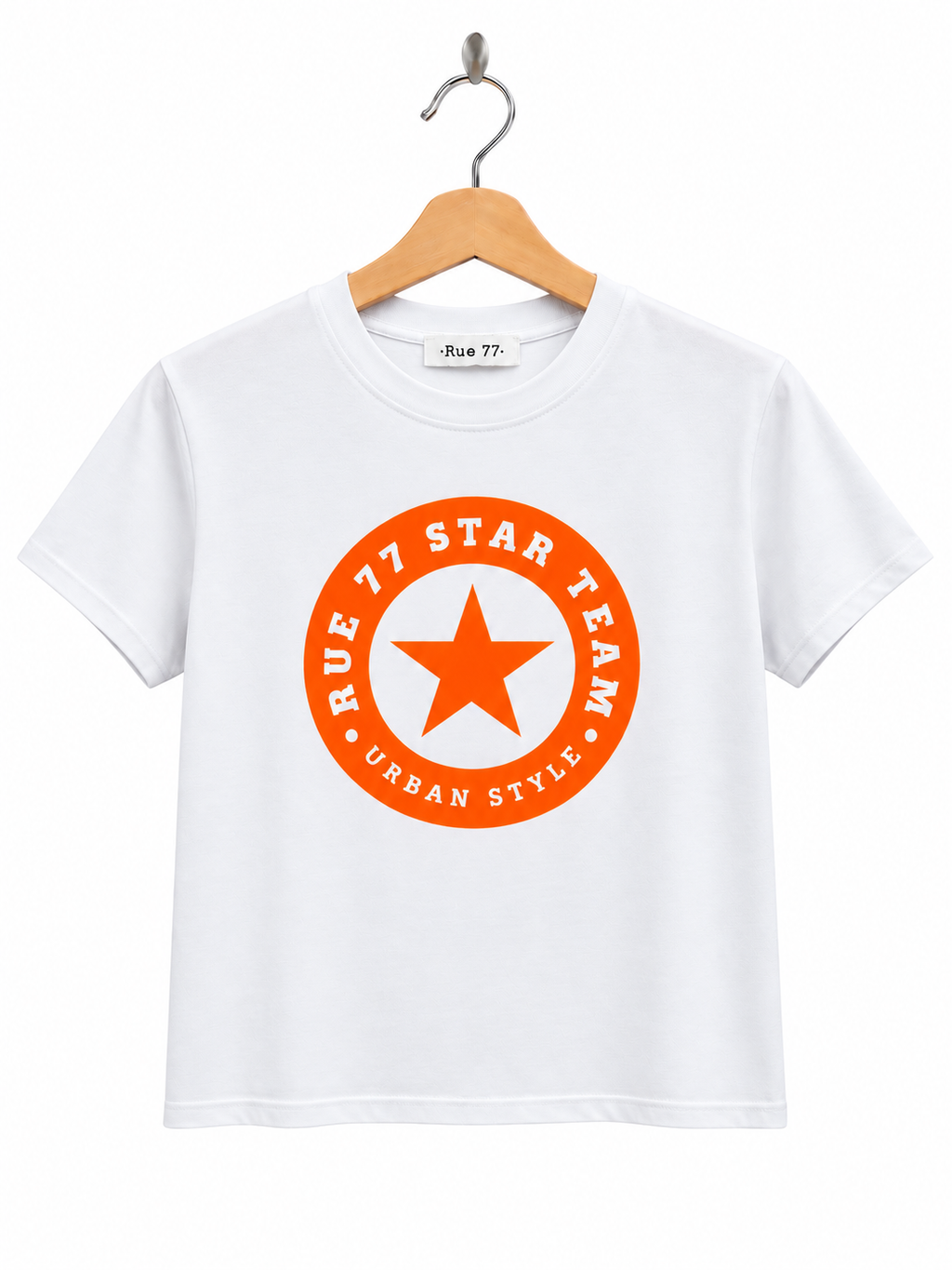 Camiseta Rue BLANCA logo NARANJA flúor