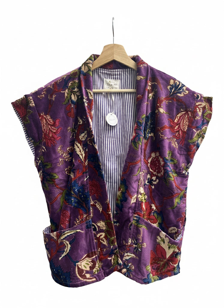 Chaleco de terciopelo estampado de flores con forro de rayas