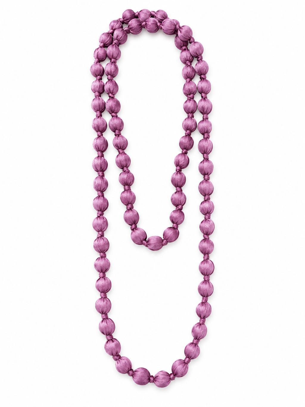 Collar de bolas de tela