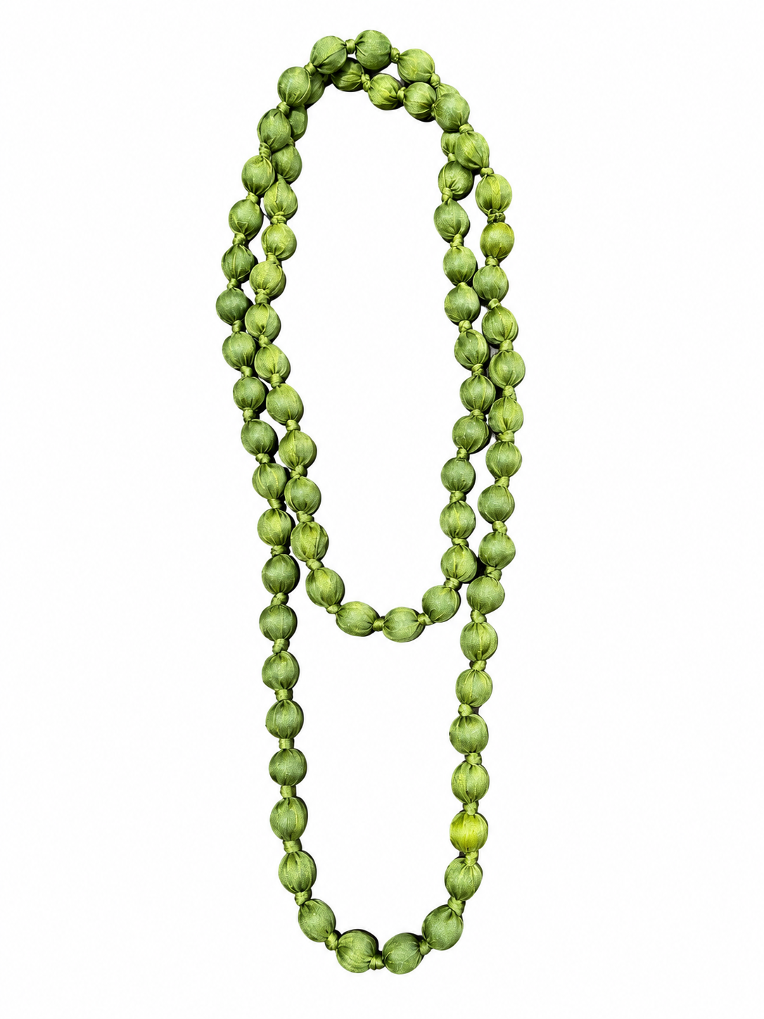 Collar de bolas de tela