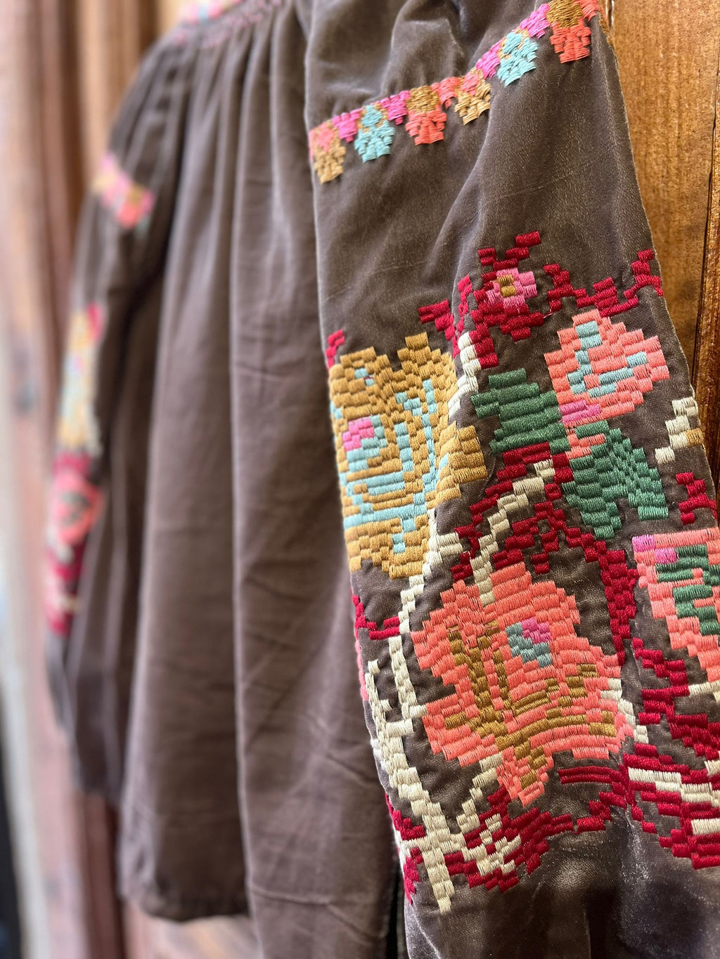 Chaqueta India bordada TOPO- PIEZA ÚNICA