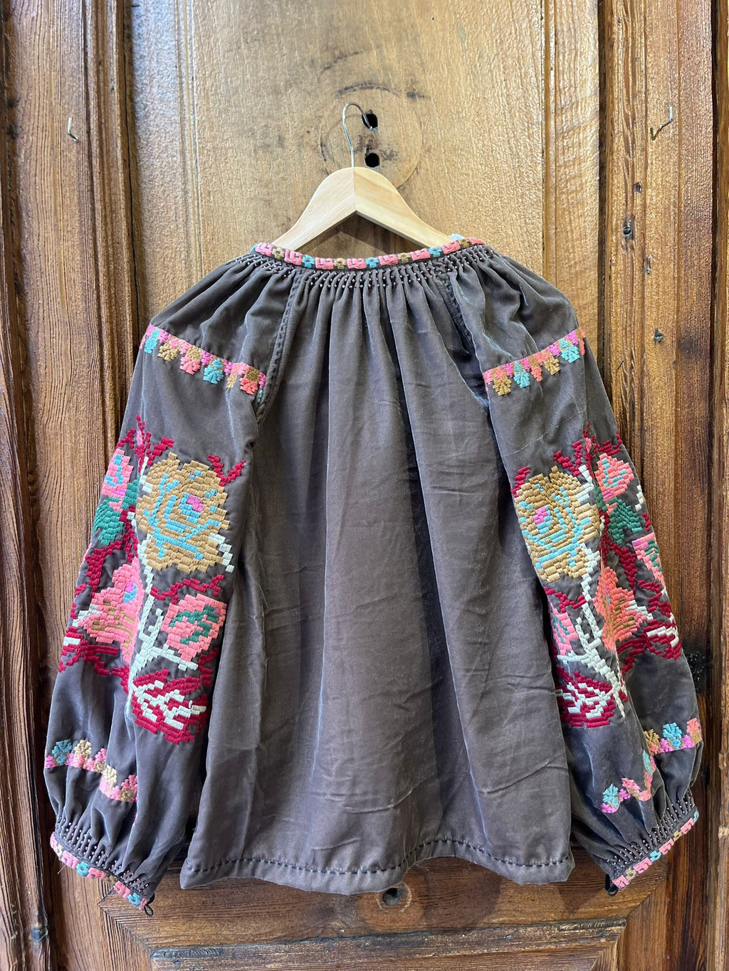 Chaqueta India bordada TOPO- PIEZA ÚNICA