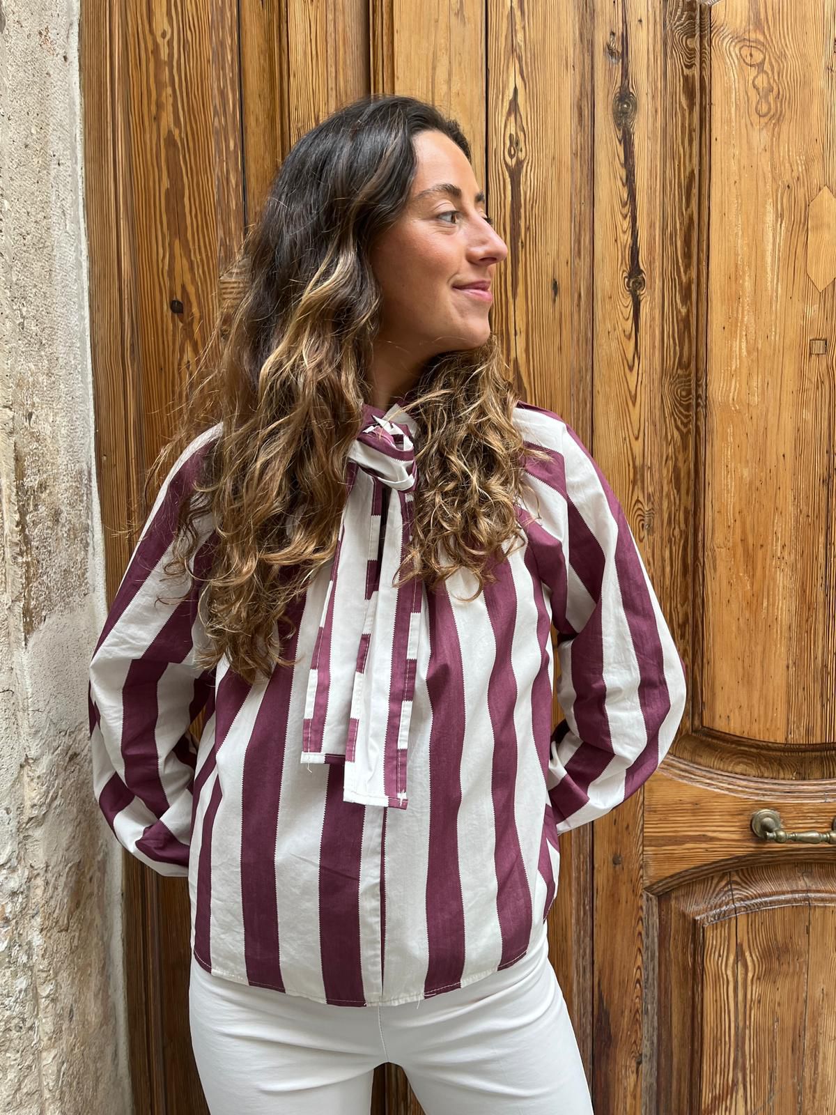 Camisa cuello ajustable rayas